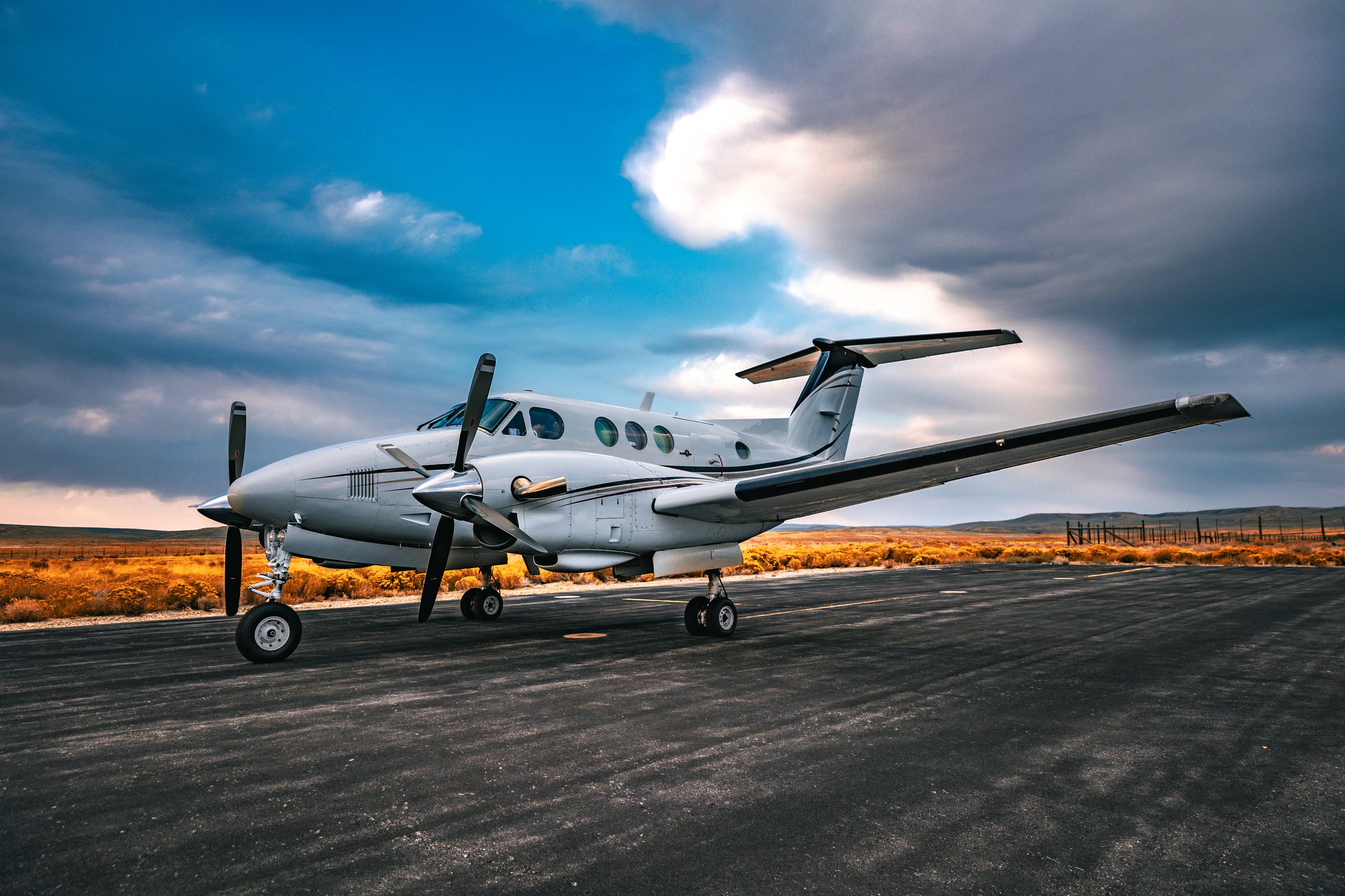 fp-plane-2 Grade Tech aviation fleet aircraft for rapid crew travel